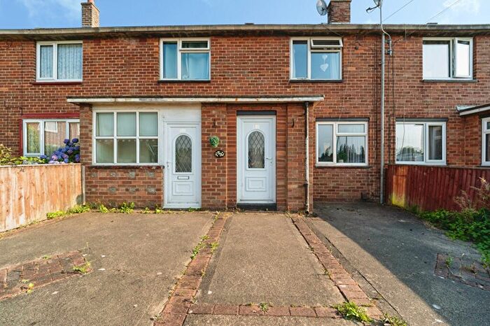 3 Bedroom Terraced House For Sale In St. Michaels Road, Grimsby, Lincolnshire, DN34