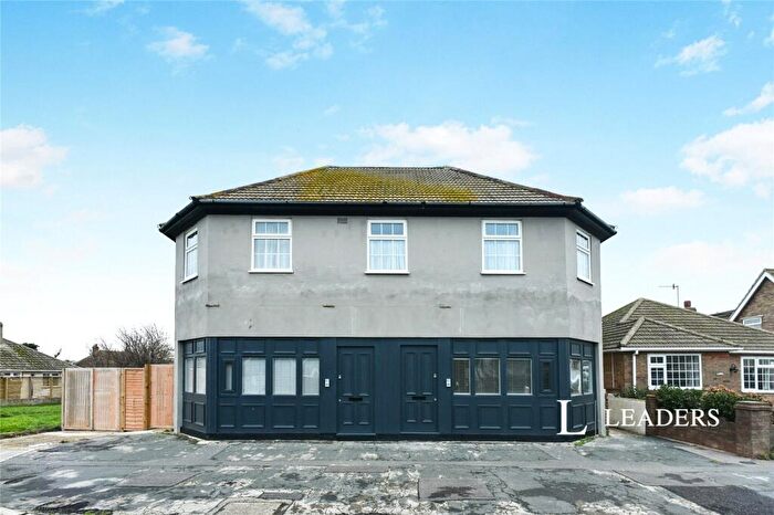 1 Bedroom Flat To Rent In South Coast Road, Peacehaven, East Sussex, BN10