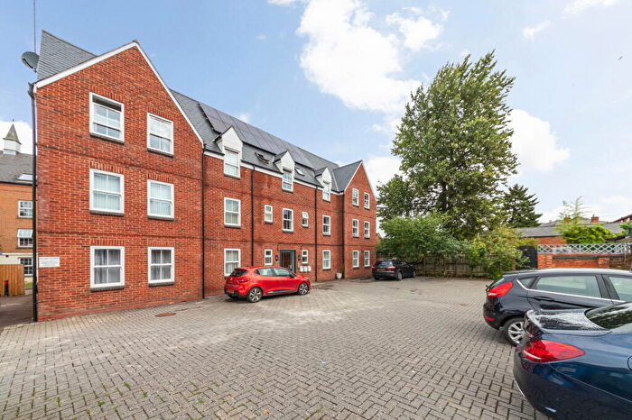24 Bedroom Block Of Apartments For Sale In Middleton Road, Banbury, Oxfordshire, OX16