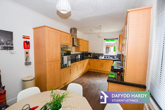 5 Bedroom House To Rent In Garfield Terrace, Garth Road, Bangor, LL57