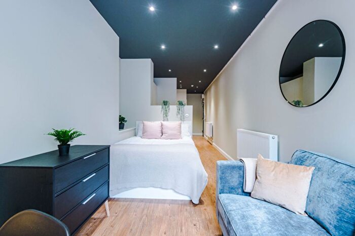 1 Bedroom Studio To Rent In Flat, Upper New Walk, Leicester, LE1