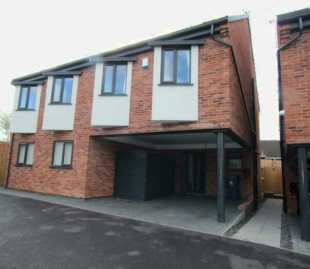 3 Bedroom Semi-Detached House To Rent In Kempson Street, Ruddington, Nottingham, NG11