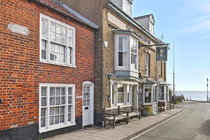 2 Bedroom Terraced House For Sale In East Street, Southwold, IP18