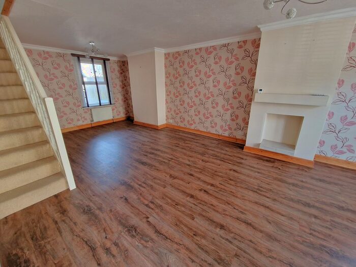 2 Bedroom Terraced House To Rent In Oswald Road, Dover, CT17