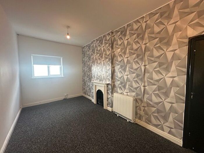 2 Bedroom Flat To Rent In Bridge Street, Stourport-On-Severn, DY13