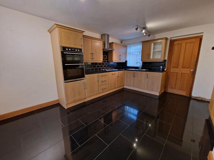 2 Bedroom Terraced House To Rent In Welshpool Close, Hull, Yorkshire, HU7