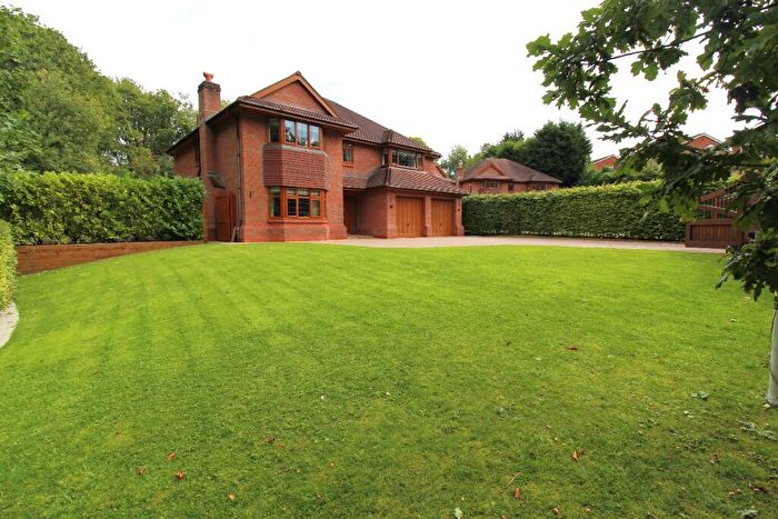 5 Bedroom Detached House For Sale In Woodfield Gardens, Euxton, PR7