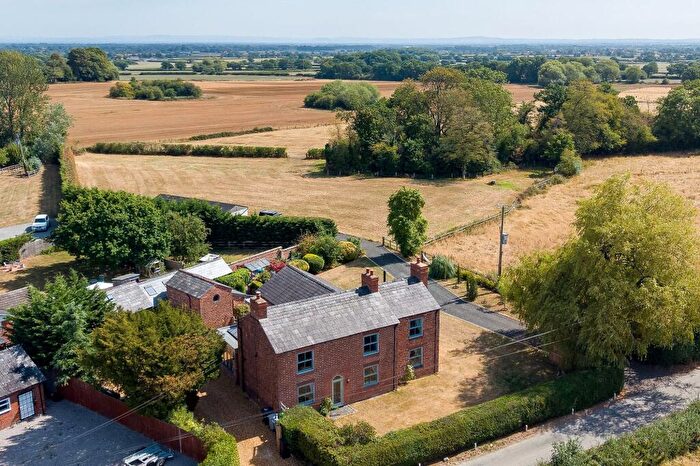 4 Bedroom Detached House For Sale In Calveley Hall Lane, Calveley, CW6