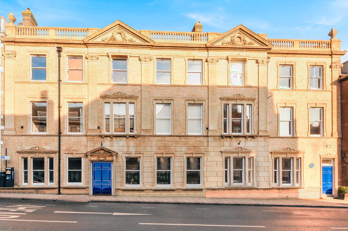 2 Bedroom Apartment To Rent In Dorchester Town, DT1