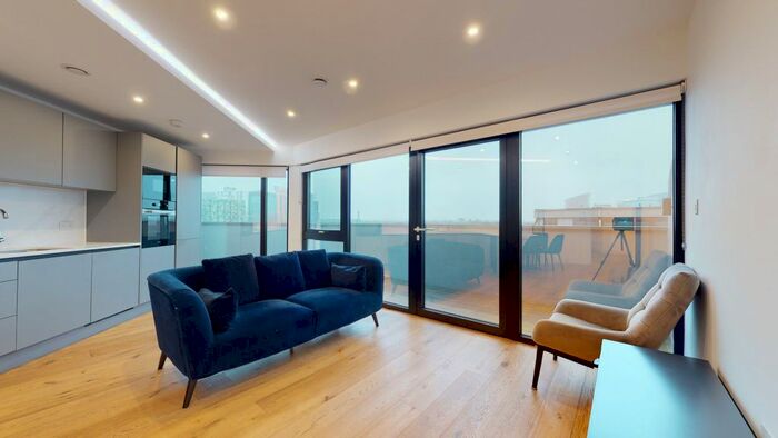 2 Bedroom Flat To Rent In New Horizons Court, Brentford, TW8