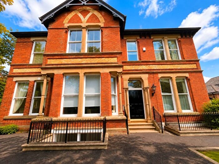2 Bedroom Flat To Rent In Garstang Road, Fulwood, PR2