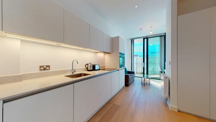 Studio To Rent In Highgate Hill, London, N19