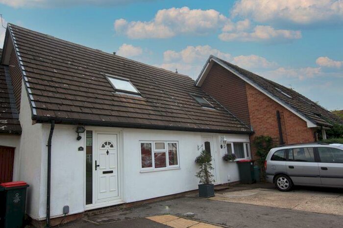 2 Bedroom Terraced House To Rent In Matthey Place, Crawley, RH10