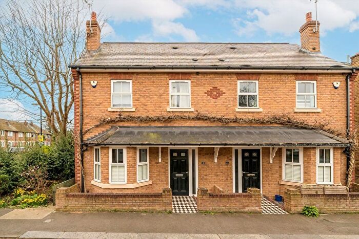 4 Bedroom Property To Rent In Algar Road, Isleworth, TW7