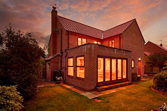 5 Bedroom Detached House For Sale In Stakers Orchard, Copmanthorpe, YO23