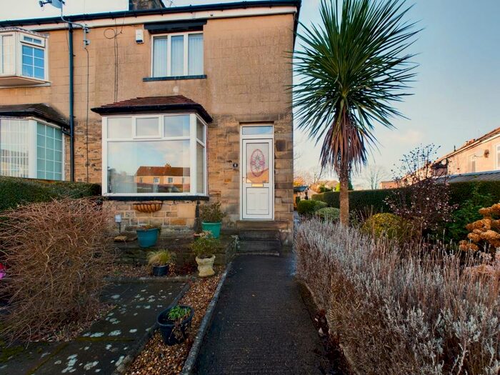 2 Bedroom Semi-Detached House To Rent In High Busy Lane, Shipley, BD18