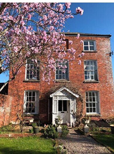 6 Bedroom Detached House For Sale In Old Clehonger, Herefordshire, HR2