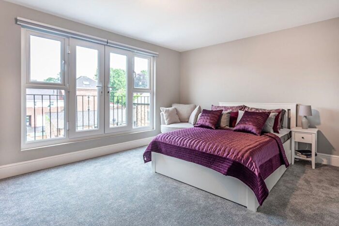 Studio To Rent In St. Michaels Road, Aldershot, GU12