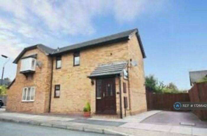 2 Bedroom Semi-Detached House To Rent In Doyle Close, Erith, DA8