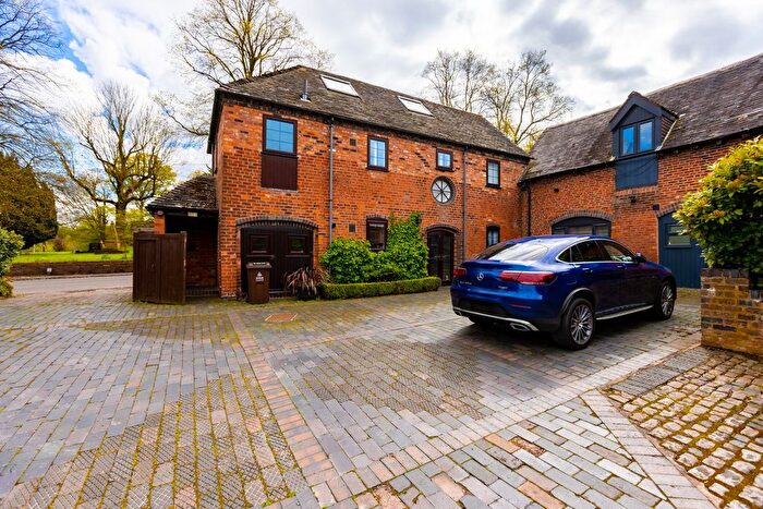 1 Bedroom Barn Conversion To Rent In Chapel Lane, Great Barr, Birmingham, B43