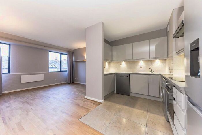2 Bedroom Flat To Rent In Furmage Street, London, SW18