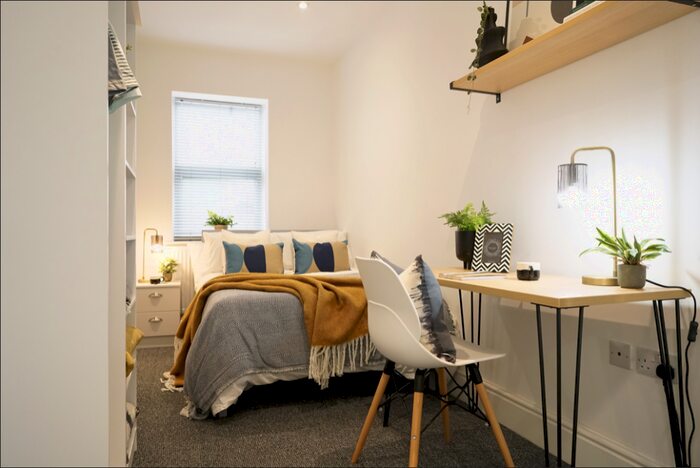 6 Bedroom House To Rent In Baggholme Road, Lincoln, Lincoln, LN2