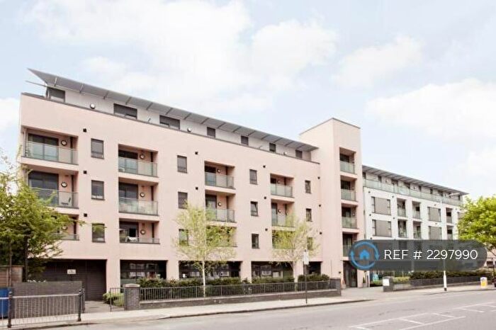 2 Bedroom Flat To Rent In Drayton Park, London, N5
