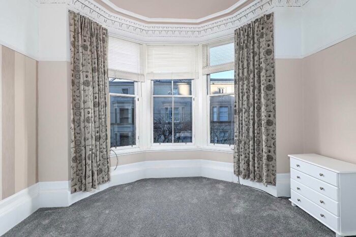 5 Bedroom Flat To Rent In Cecil Street, Hillhead, Glasgow, G12