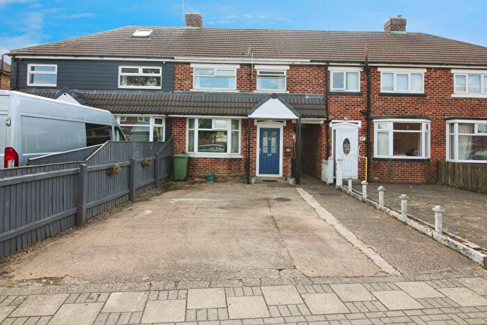 3 Bedroom Town House For Sale In Walker Avenue, Scartho, Grimsby, DN33