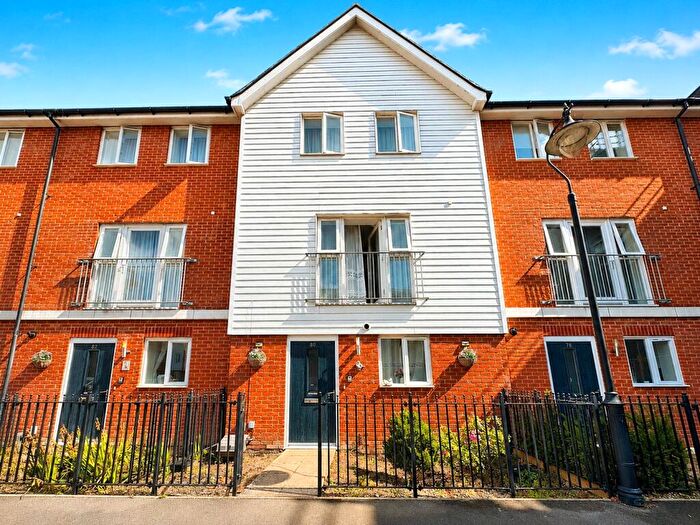 5 Bedroom Terraced House To Rent In Westwood Drive, Canterbury, Kent, CT2