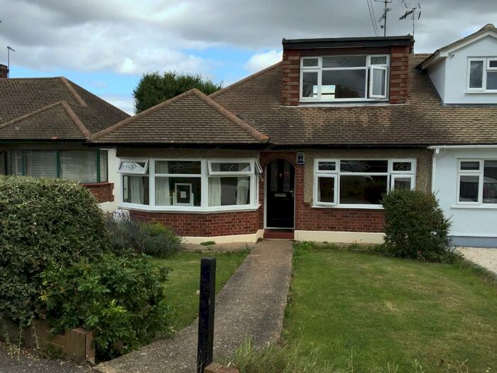 3 Bedroom Semi-Detached House To Rent In Chestnut Close, Hockley, Essex, SS5