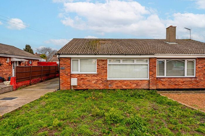 2 Bedroom Semi-Detached Bungalow For Sale In Belaugh Avenue, Lowestoft, NR33