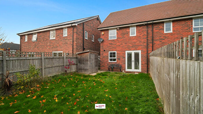 3 Bedroom Semi-Detached House For Sale In Town End Drive, Belle Vue, DN4