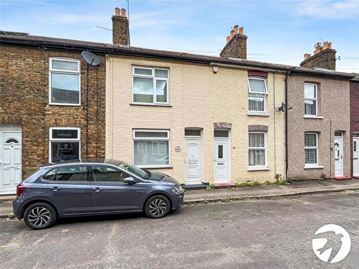 3 Bedroom Terraced House To Rent In Home View, Sittingbourne, Kent, ME10