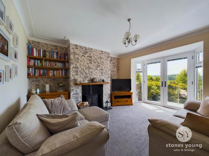 4 Bedroom Semi-Detached House For Sale In Ribchester Road, Clayton Le Dale, BB1