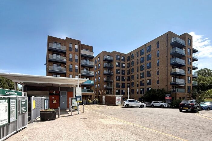 1 Bedroom Flat For Sale In Leaden Hill, Coulsdon, CR5