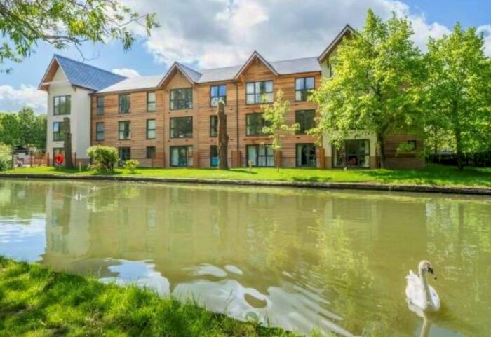 Apartment To Rent In Woodley Headland, Peartree Bridge, Milton Keynes, MK6