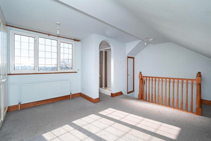 1 Bedroom Flat For Sale In Rosehill Avenue, Sutton, SM1