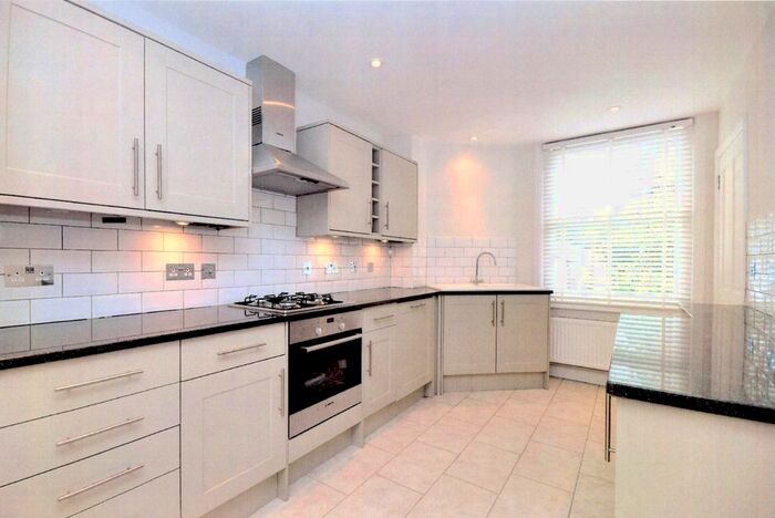 2 Bedroom Flat To Rent In Berkeley Road, Tunbridge Wells, TN1