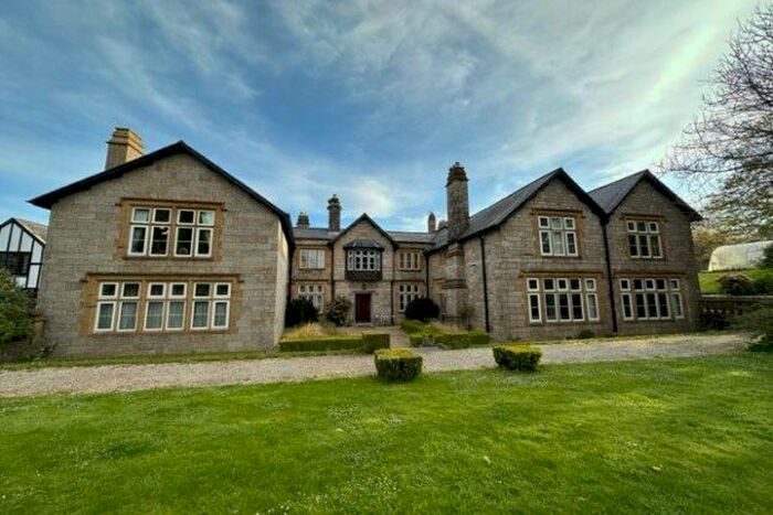 2 Bedroom Flat To Rent In Gulval, Penzance, TR20