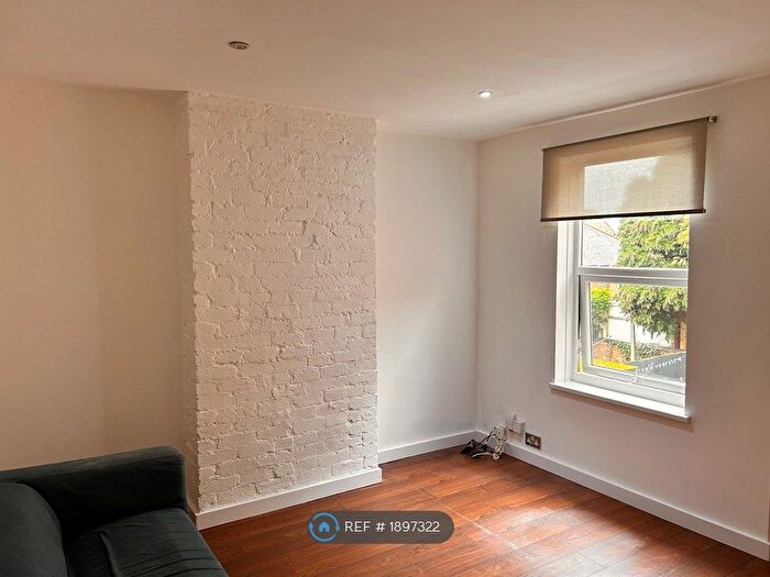 1 Bedroom Flat To Rent In Handley Street, Leicester, LE2