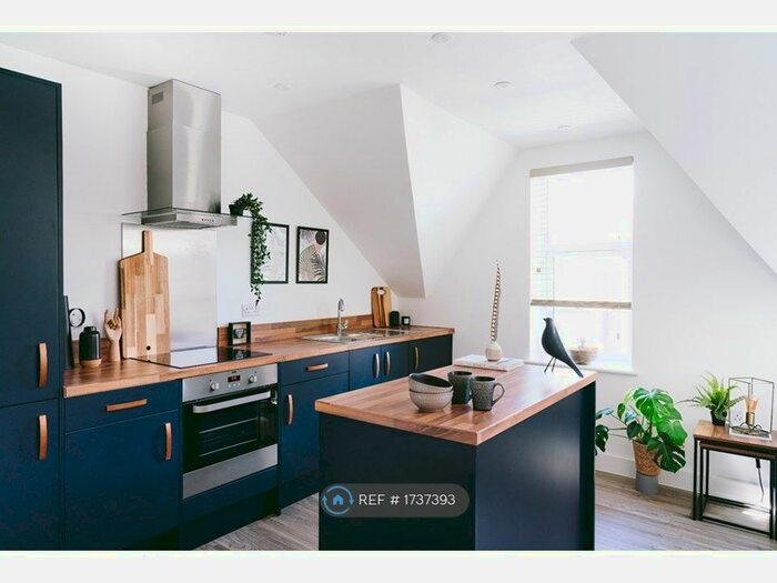 1 Bedroom Flat To Rent In Roath, Cardiff, CF24