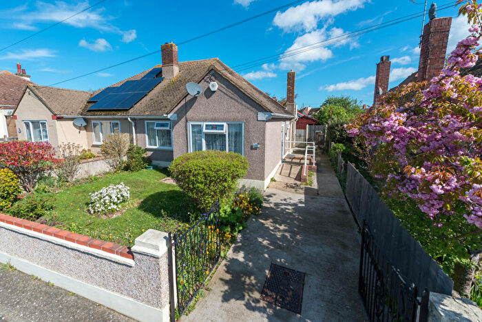 2 Bedroom Semi-Detached Bungalow For Sale In Carlton Hill, Herne Bay, Kent, CT6