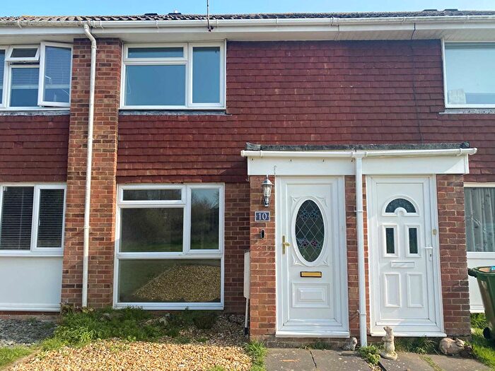 2 Bedroom Property To Rent In Heron Close, Bognor Regis, PO22