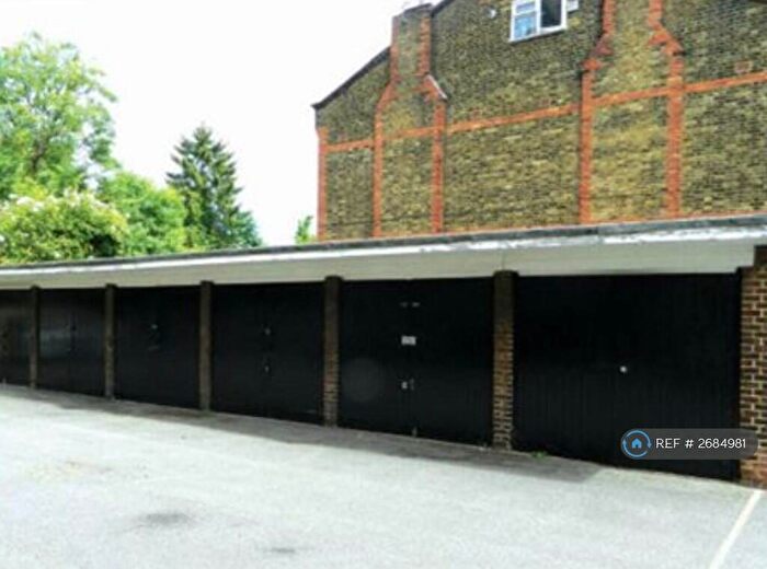 1 Bedroom End Of Terrace House To Rent In Willesden Lane, London, NW6