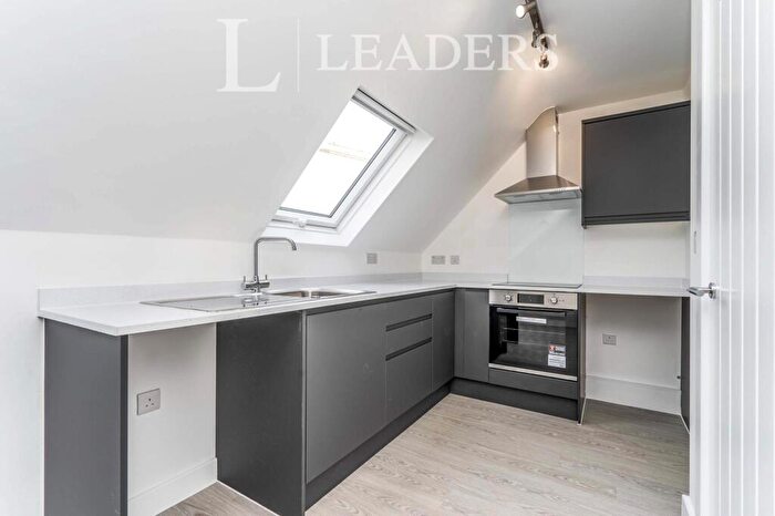 1 Bedroom Flat To Rent In Leigh Road, Eastleigh, Hampshire, SO50