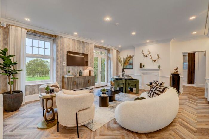 2 Bedroom Apartment For Sale In Two Bedroom Apartment, High Beech, Essex, EN9