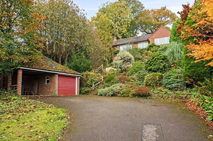4 Bedroom Detached House To Rent In Shadyhanger, Godalming, GU7
