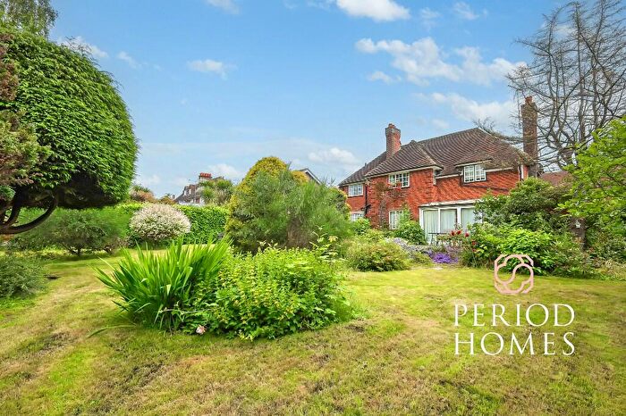 4 Bedroom Detached House For Sale In Post Office Road, Ingatestone, CM4