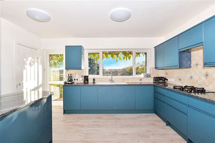 5 Bedroom Detached House For Sale In Denstroude Lane, Denstroude, Canterbury, Kent, CT2